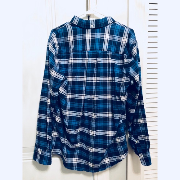 St. JOHN’S BAY Plaid Button Down - Picture 2 of 3